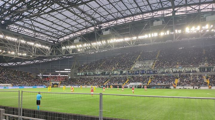 C罗下场？点赞西媒决赛前评“FIFA腐败、想保送阿根廷”视频（封面配图）